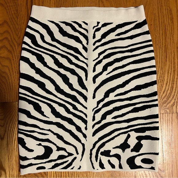 Bebe Mini Skirt - Picture 1 of 3